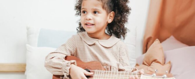 Singing and Guitar Children Lessons