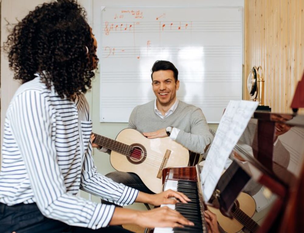 Benefits of Music Lessons for Kids (and 3 Ways to Make the Most of Them ...
